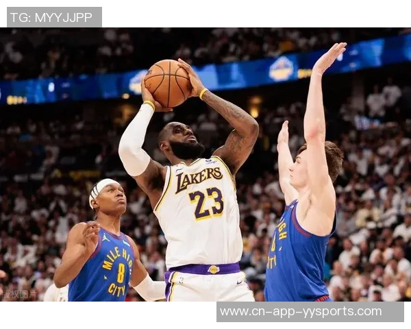 湖人队与火箭队激战正酣2021年1月精彩对决回顾与分析