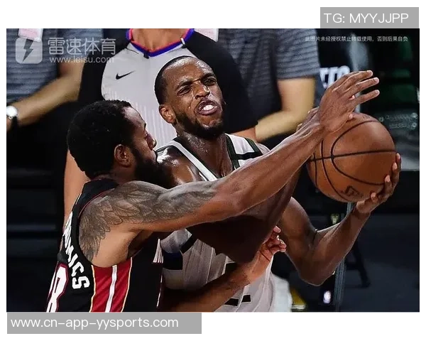 特雷杨赛后查看韧带未受损伤 主帅:他原本还想打 我决议换他下来的 特雷杨赛后查看韧带未受损伤 主帅:他原本还想打 我决议换他下来的